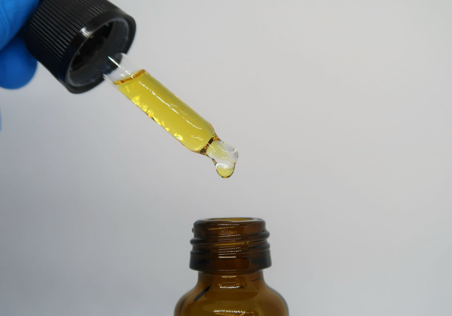 CBD Oil 10% - The Swiss Hemp